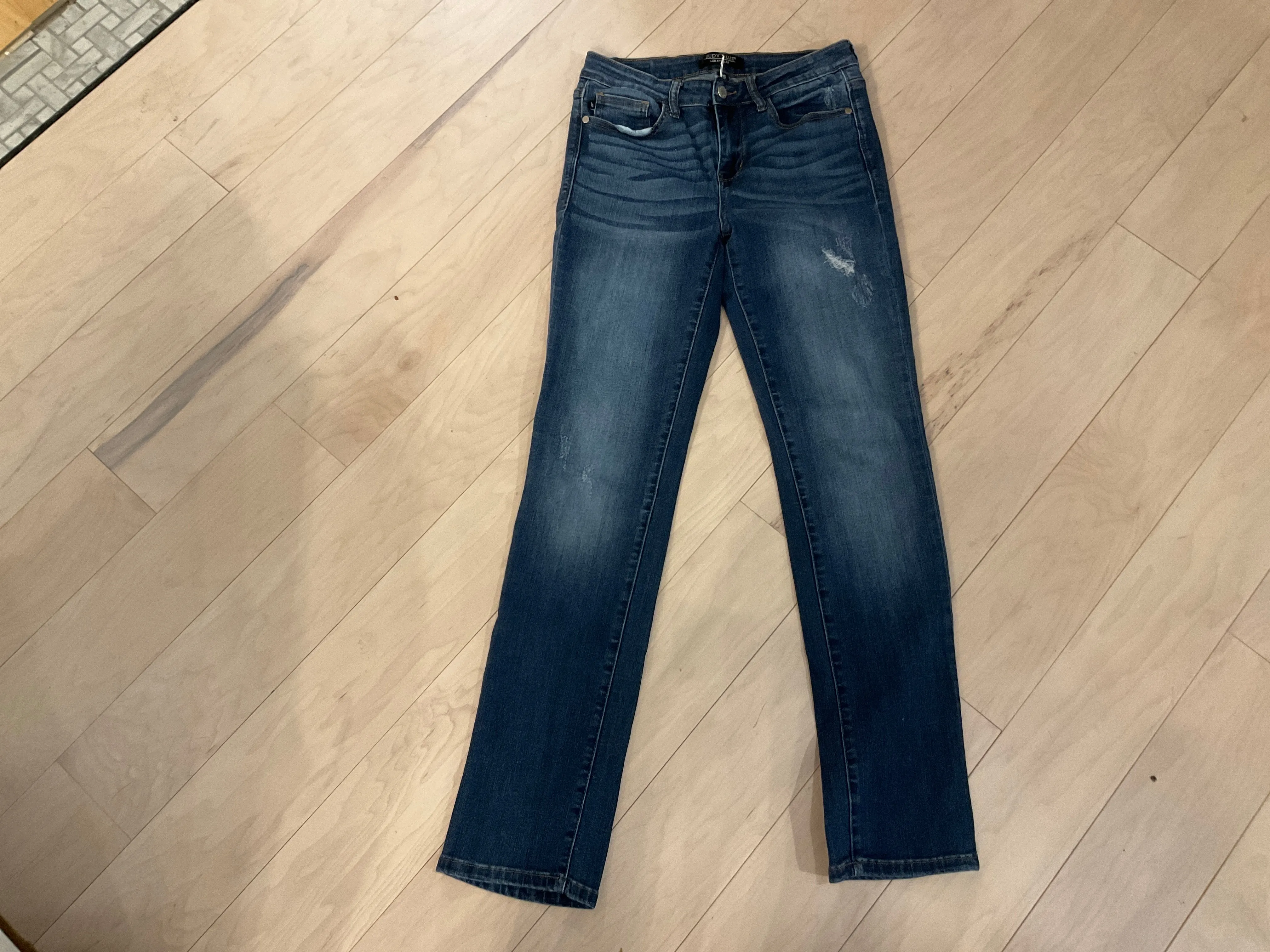 {{ClientCode}} DARK JUDY BLUE JEANS, 8