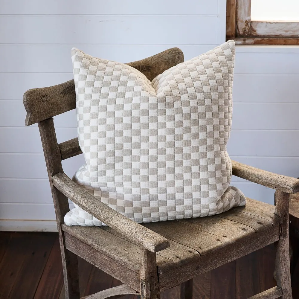 Gambit Cushion - Off White/Natural