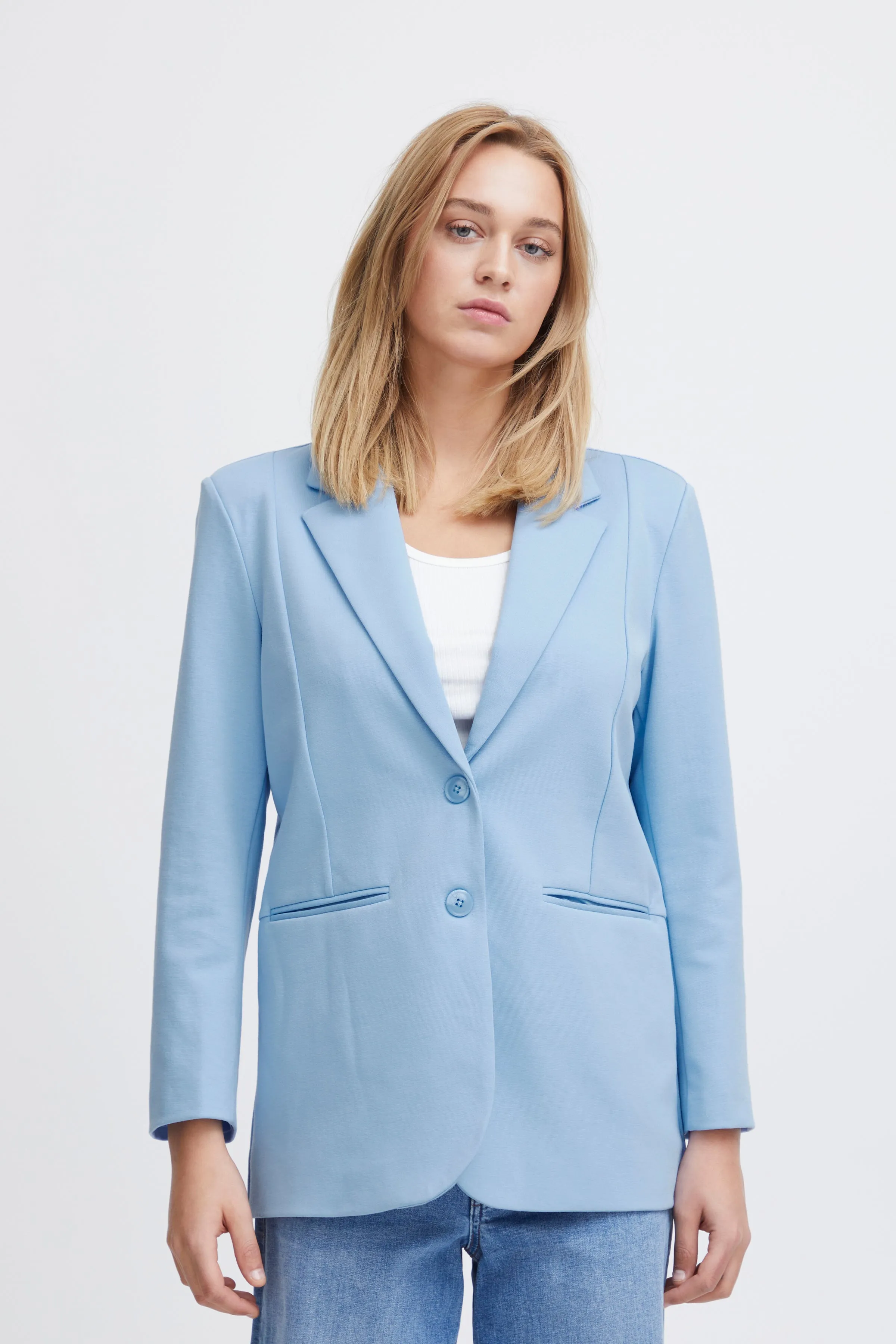 KARLA OVERSIZED BLAZER  (DELLA ROBIA BLUE)