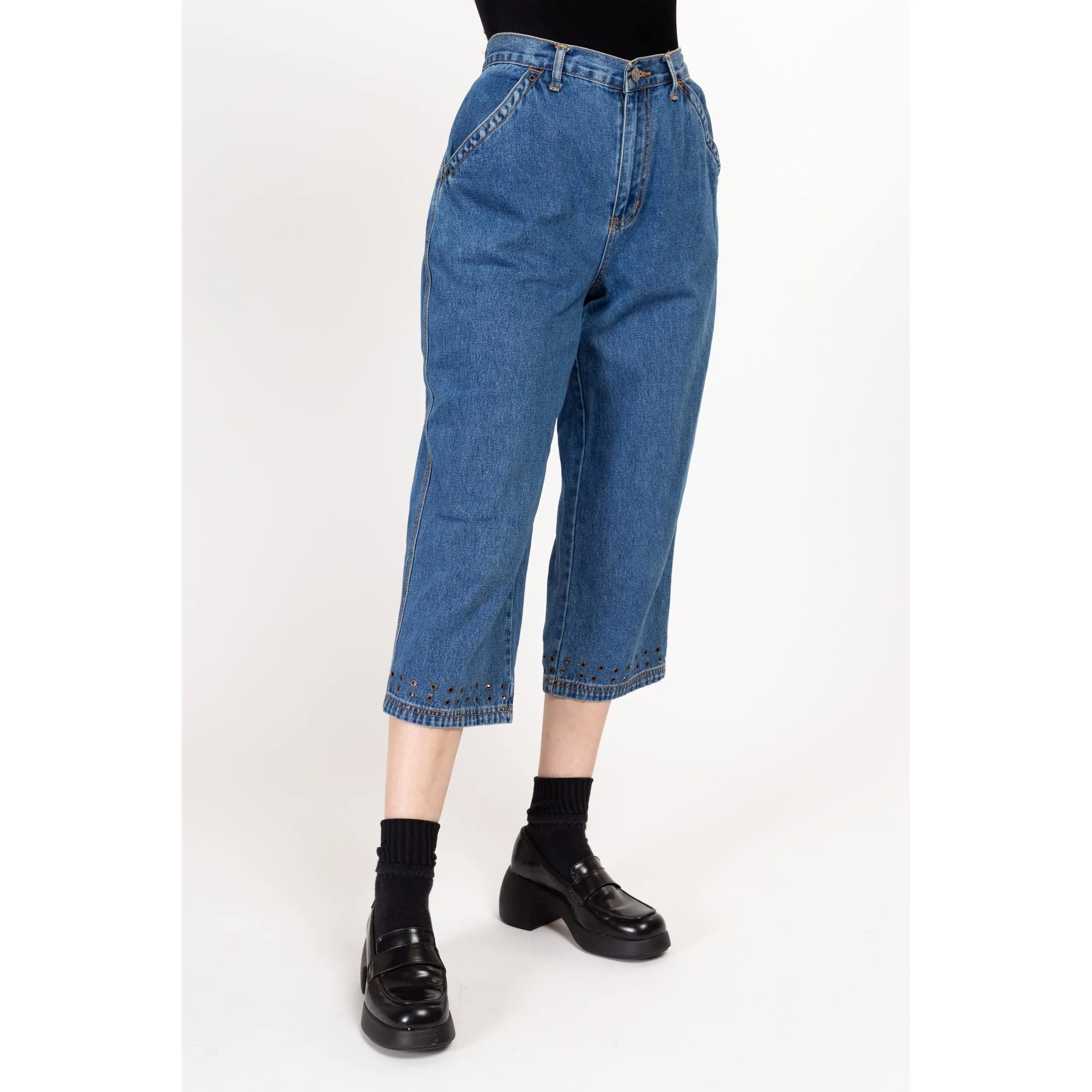 Medium 90s Capri Grommet Jeans