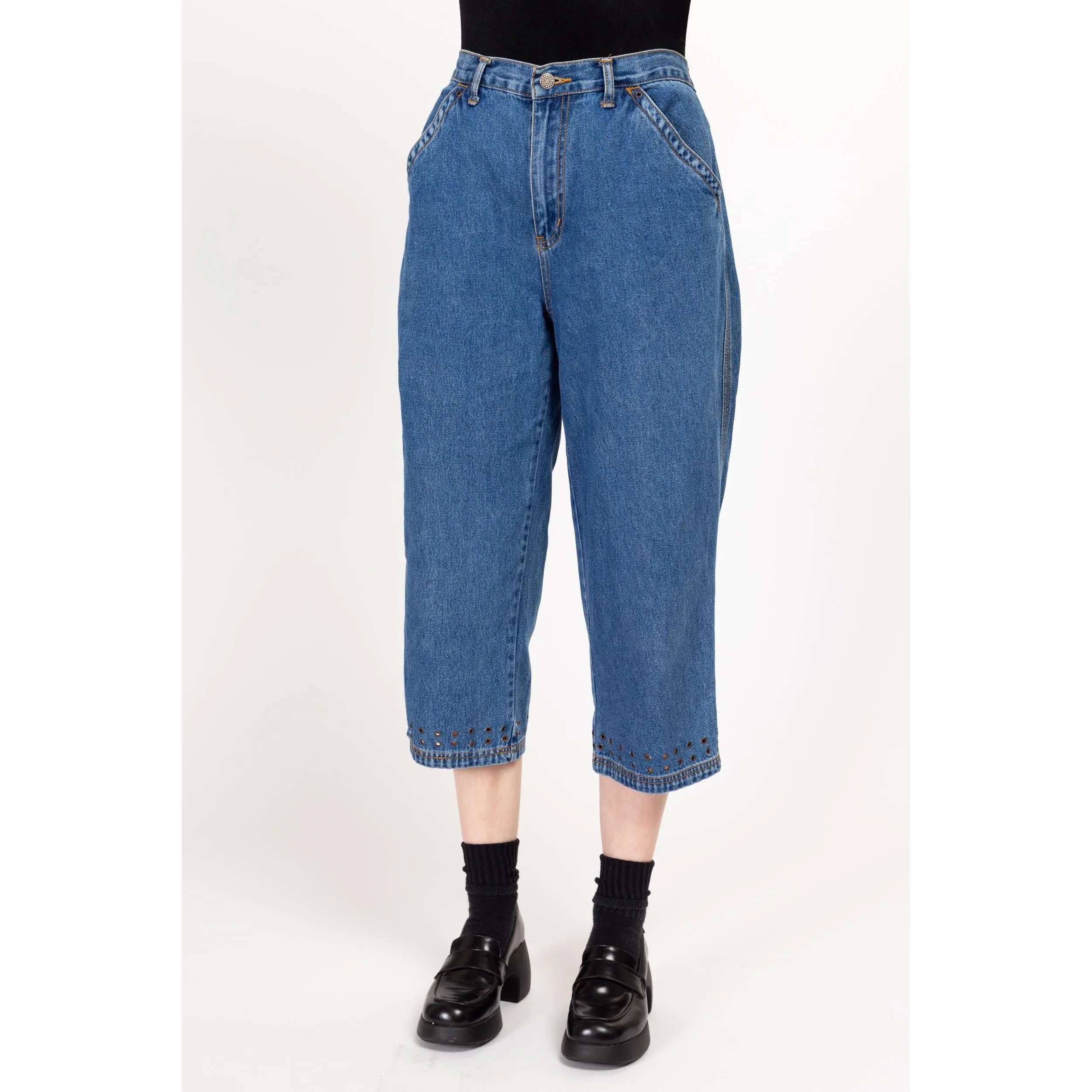 Medium 90s Capri Grommet Jeans