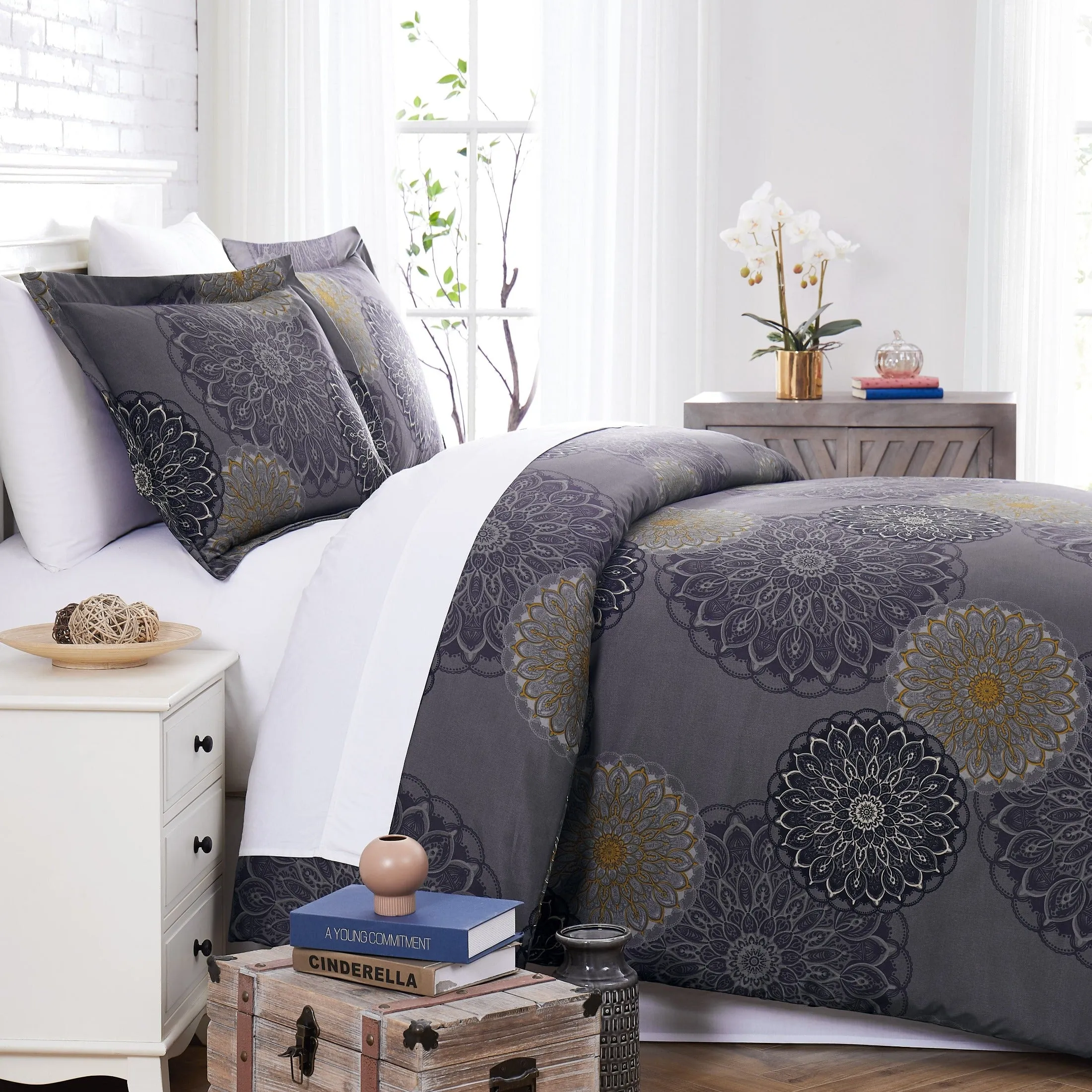 Midnight Floral Duvet Cover Set