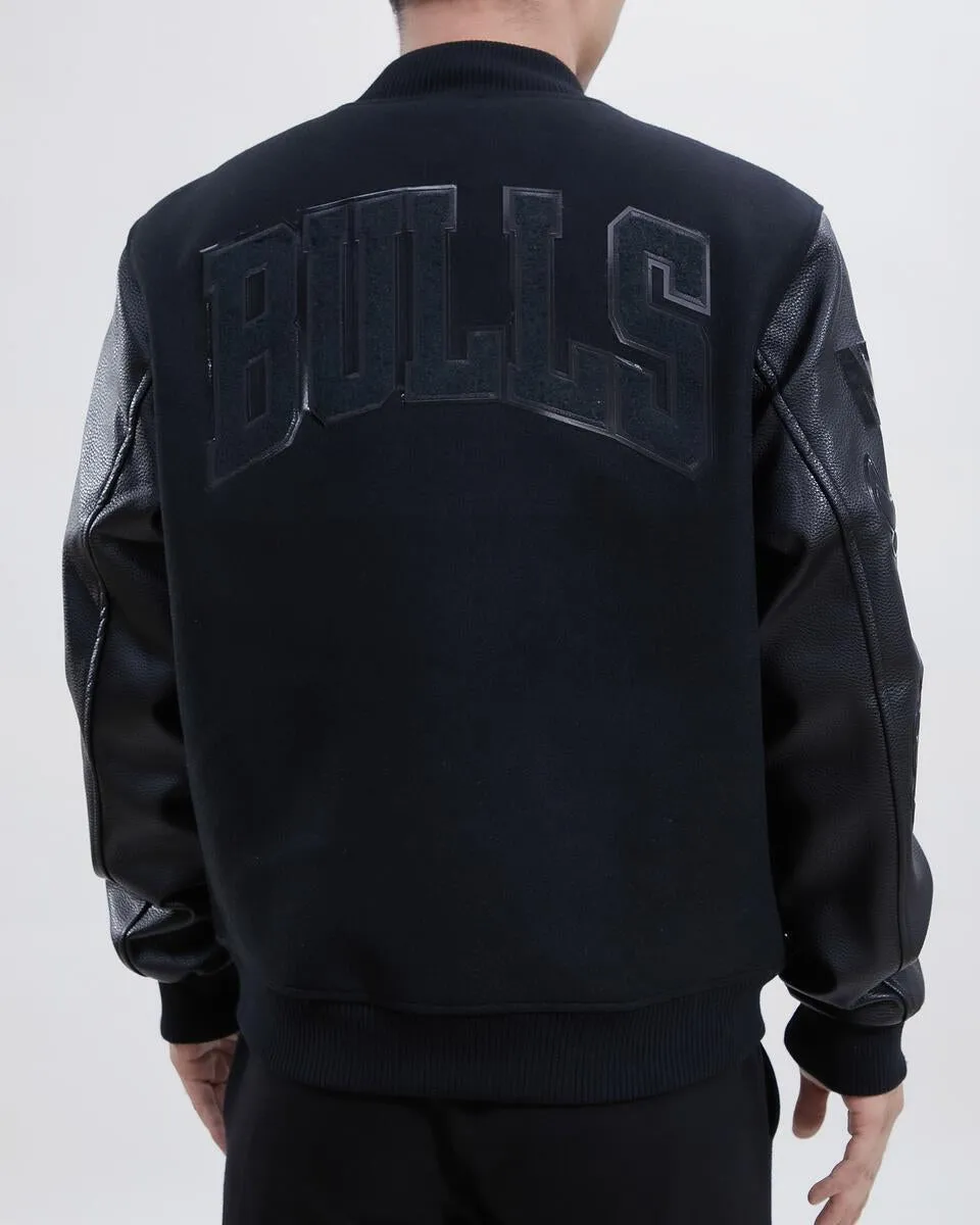 Pro Standard (BCB653449) - Chicago Bulls Triple Varsity Jacket - Black