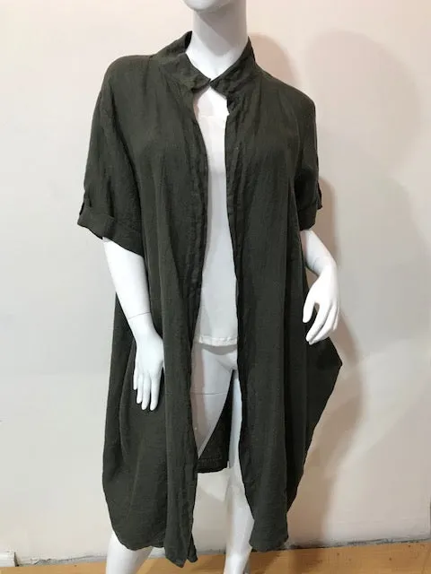 the MAKAUKAU Linen Duster Cardigan